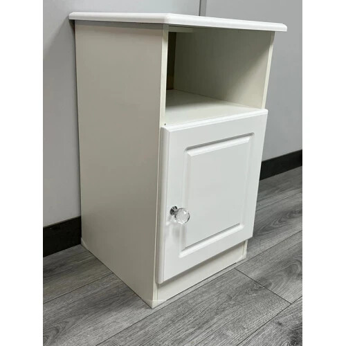 Clearance pembroke white - clearance,